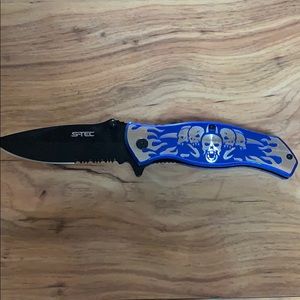 S-TEC EDGED WEAPONS TACTICAL KNIFE RED SKULL